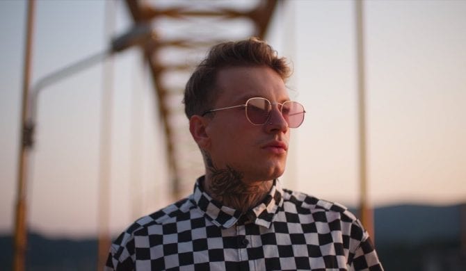 Nowy teledysk Smolastego