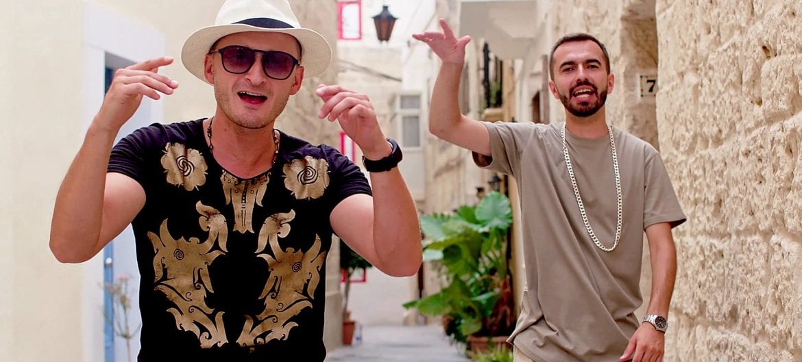 Doniu i Nowator łączą siły na bicie Chrisa z JedenOsiemL