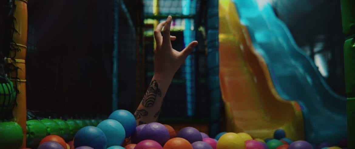 „Mojo Jojo” – nowy kawałek i klip Szpaka