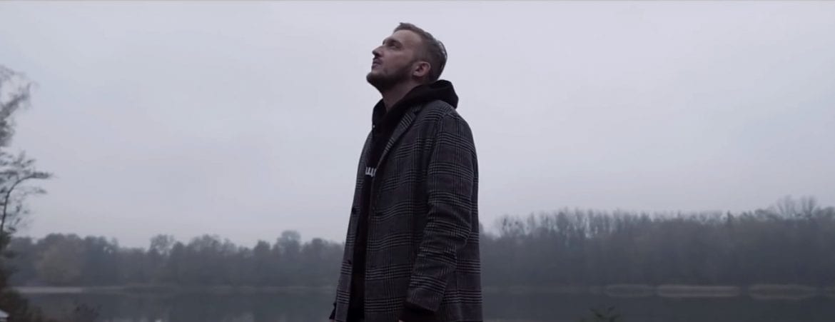 Kartky odpowiada na zaczepkę Quebonafide: „Warto wiedzieć, co się dzieje we własnym labelu, zanim zacznie wypowiadać się na inne temat”