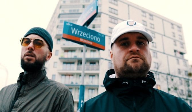 Malik Montana w nowym klipie Księcia Kapoty