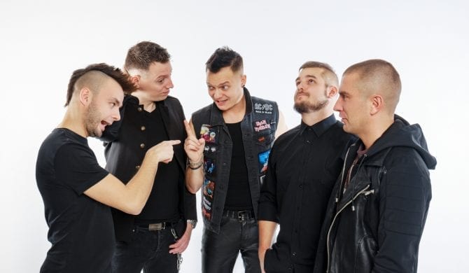 Fani Nocnego Kochanka bliscy opracowania błyskawicznego testu na obecność koronawirusa