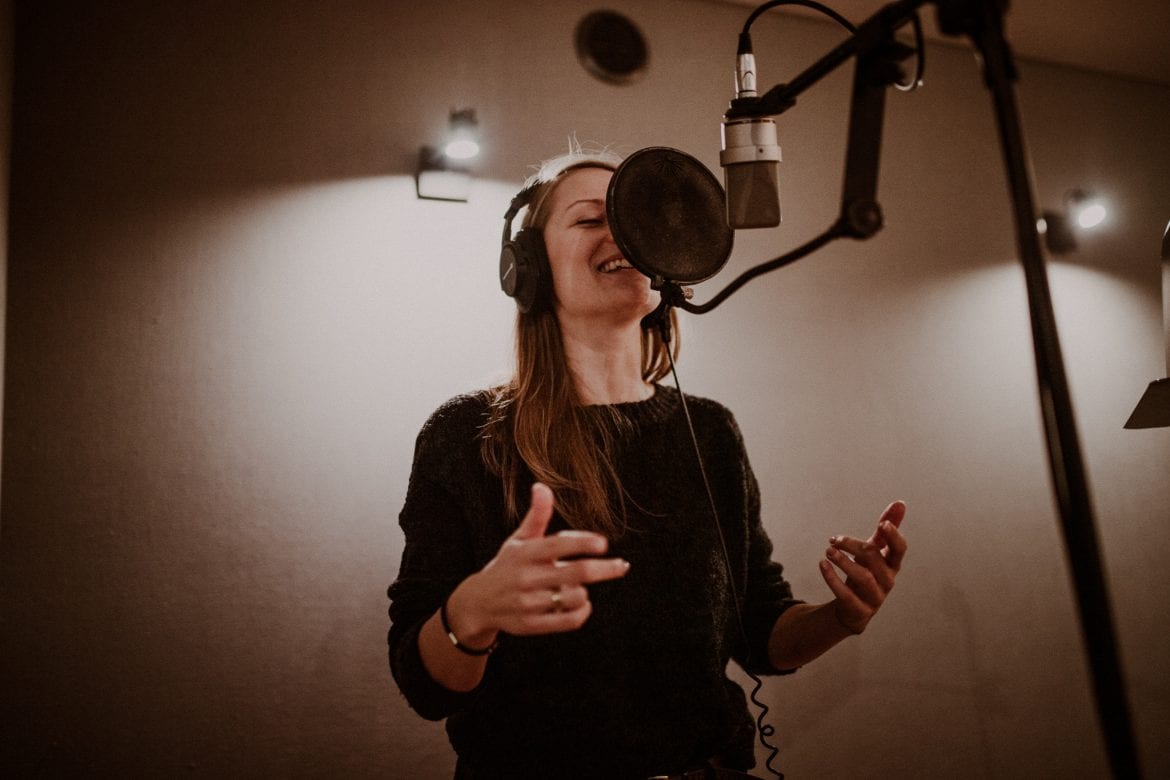 Debiutancki album Marii Hajsy już w sieci