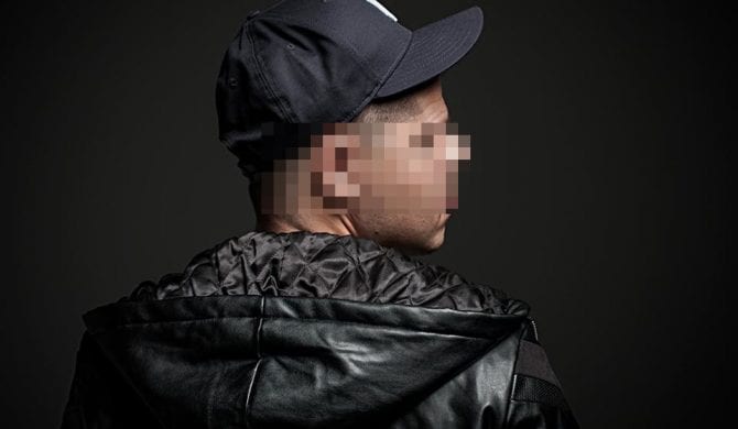 O co oskarżony jest Kaz Bałagane?