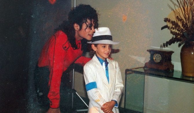 Oskarżyciele Michaela Jacksona z filmu „Leaving Neverland” żądają 400 milionów dolarów