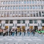 Dwukilometrowy koncert z ekologiczną wersją utworu „Sen o Warszawie” Dwukilometrowy koncert z ekologiczną wersją utworu „Sen o Warszawie”