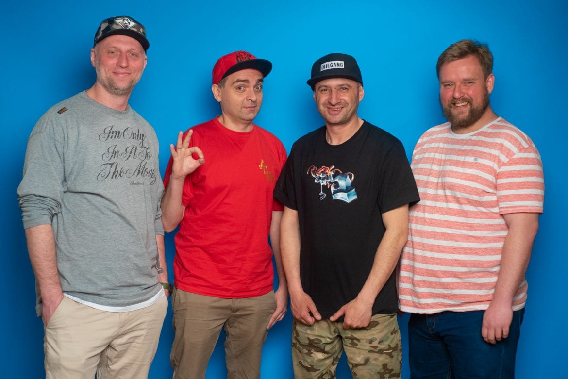 „Chillwagon trochę trąci produktem, ale strasznie mi się to podoba”