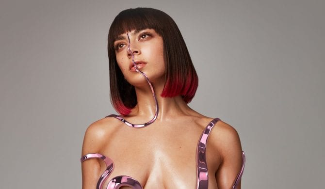 Charli XCX straciła głos. Co z koncertem na Orange Warsaw Festivalu?