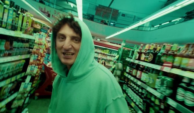 Kosi wypuścił solowy numer: „Preorderek  jeszcze za chwilę”