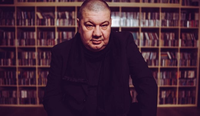 „Nie od wczoraj widzimy coraz większą mgłę” – Marek Dyjak wrzuca swoją gorącą szesnastkę