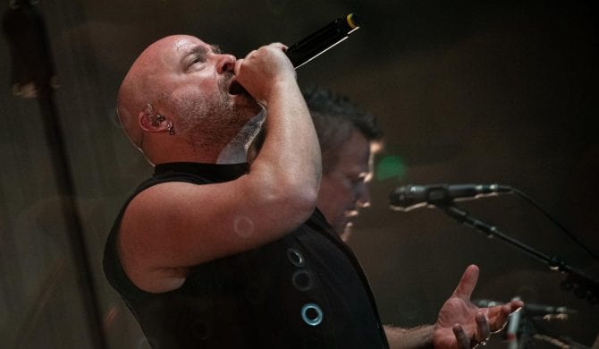 Disturbed zniszczyli mistrzowskie bannery Chicago Bulls z ery Michaela Jordana