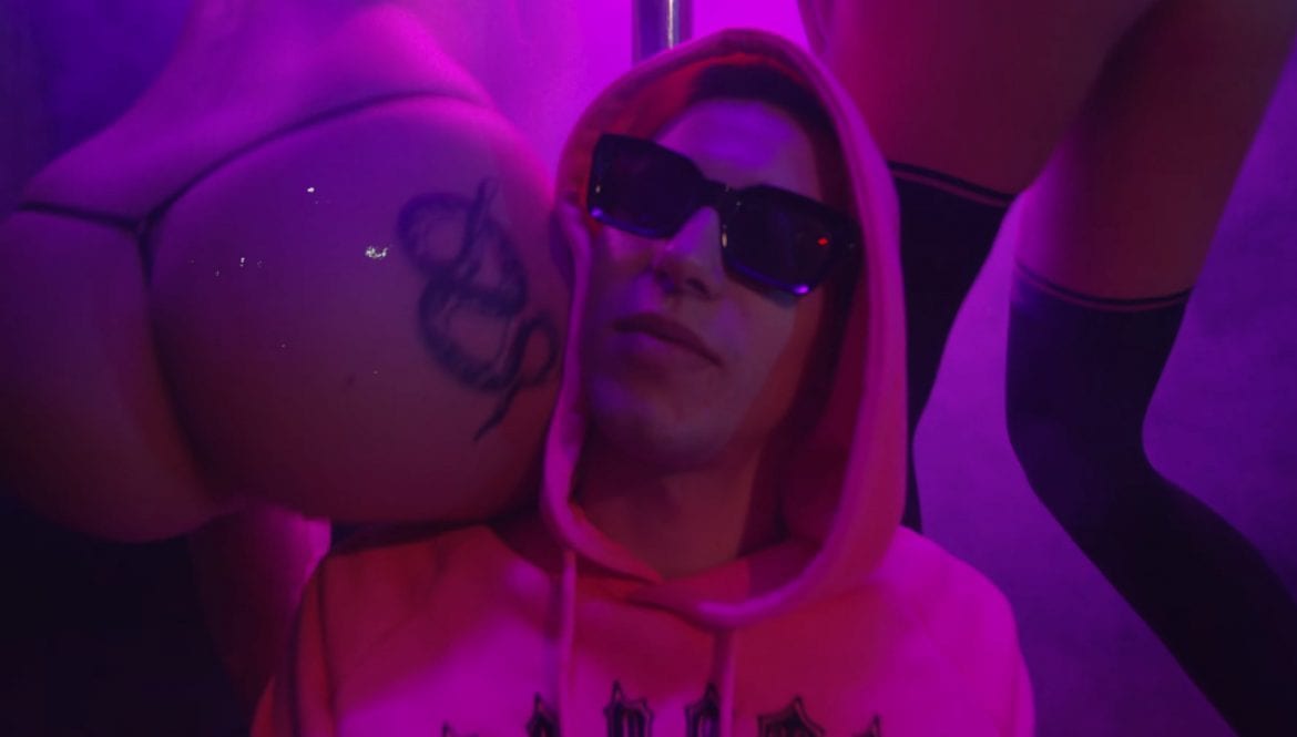 Kubi Producent, Żabson i Sapi Tha King w kontrowersyjnym klipe do „Pozdro”