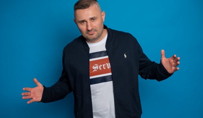 Jano w nowym singlu i klipie Piha