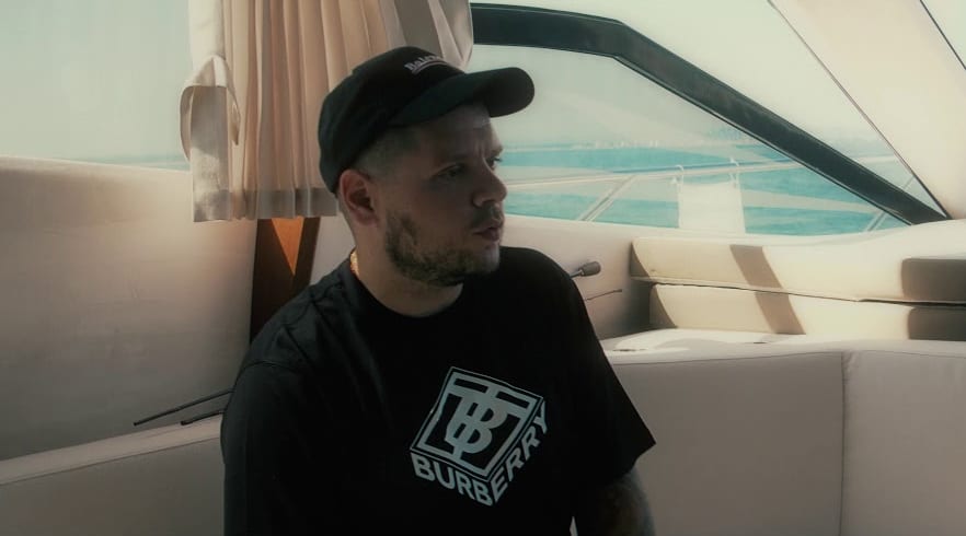 Kaz Bałagane i APmg z nowym singlem i klipem