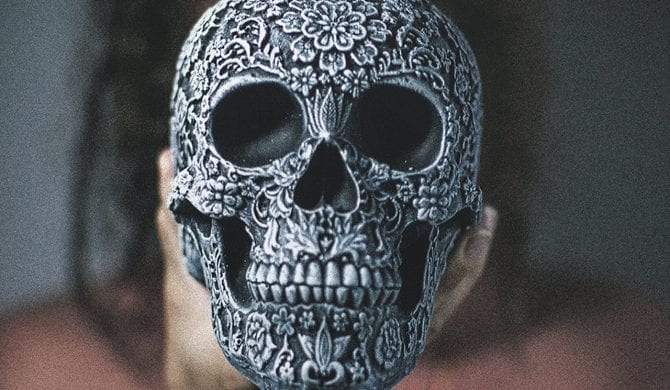 Sarius – „Pierwszy dzień po końcu świata” (recenzja)