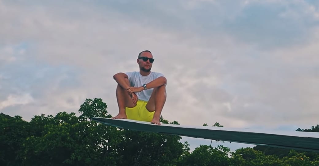 Solar opowiedział o podróży, która zmieniła jego życie