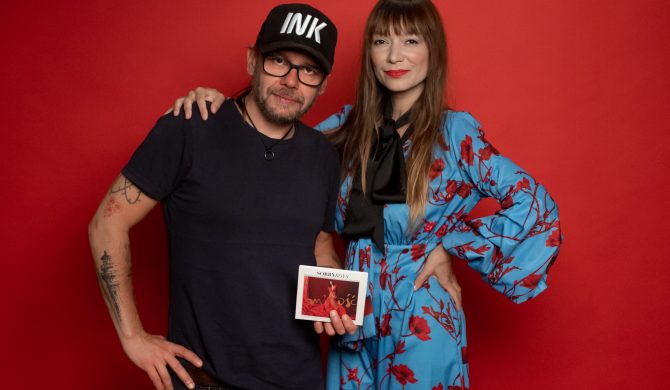 Bela Komoszyńska (Sorry Boys): „Wpuściliśmy do naszych piosenek powietrze”