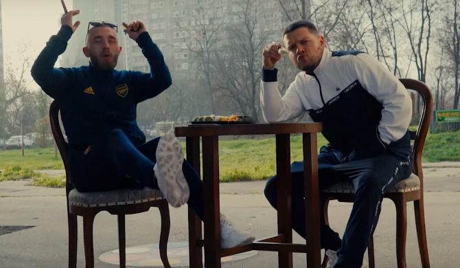 Kaz Bałagane w nowym singlu i klipie Kaziora