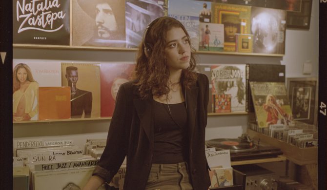 Natalia Zastępa wciąga wszystkich w swoje „Kłopoty”