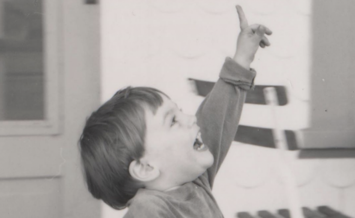 Ariana Grande i brat Maca oddali hołd w 28. urodziny rapera