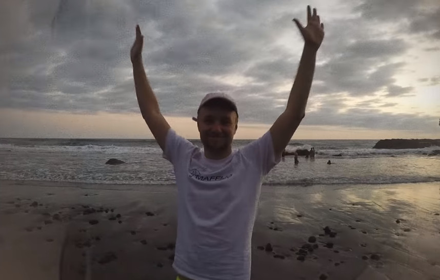 Solar opublikował klip pełen prywatnych ujęć z wakacji