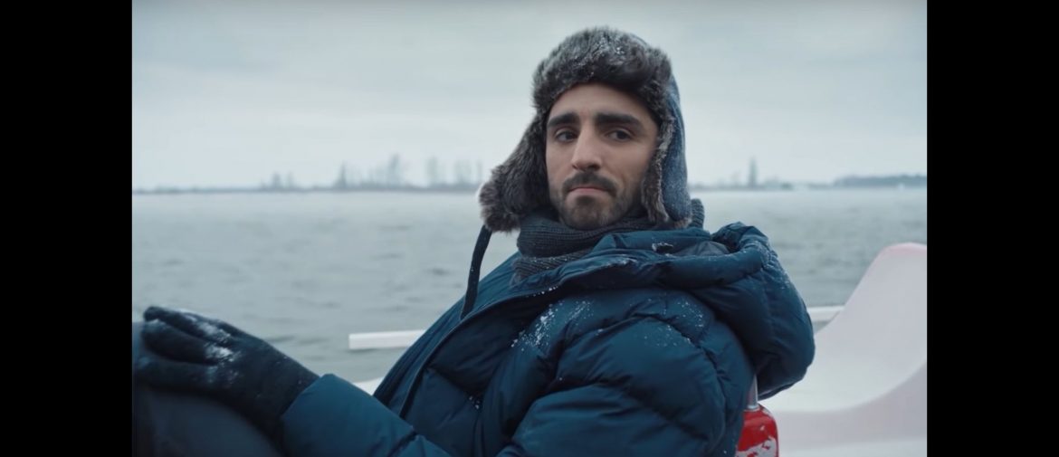 Znany bank parodiuje okładkę Quebo