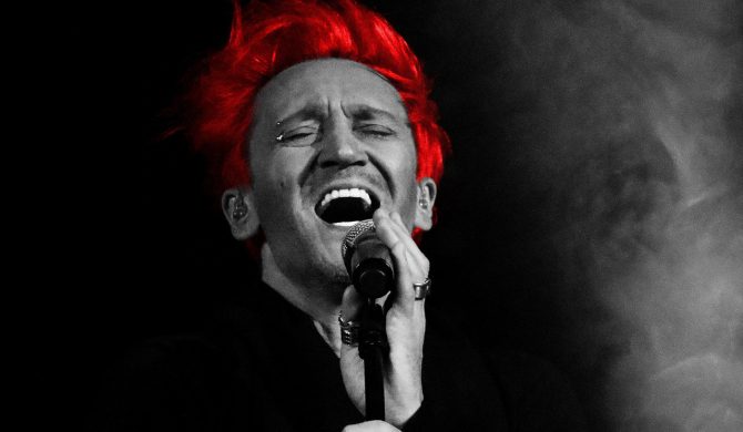 #Hot16Challenge2: Michał Wiśniewski odpowiada nieudacznikom z lewej i cwaniakom z prawej