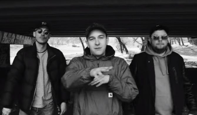 Miły ATZ przerabia „Powiedz na osiedlu” Płomienia 81