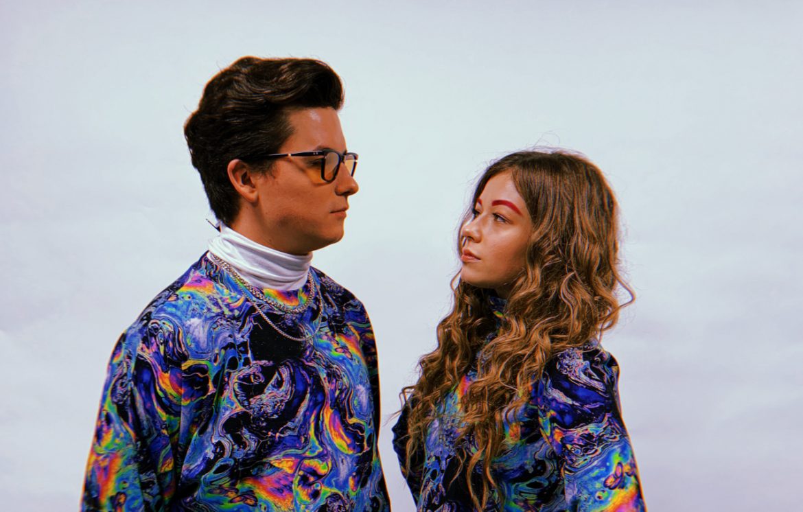 „Ty tylko chcesz” – Zuza Jabłońska w duecie z Kubą Karasiem (wideo)