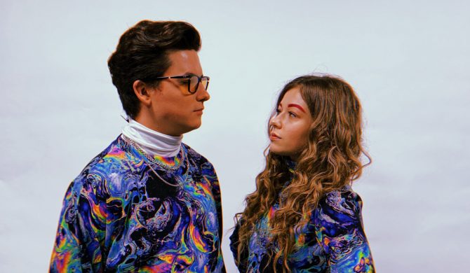 „Ty tylko chcesz” – Zuza Jabłońska w duecie z Kubą Karasiem (wideo)