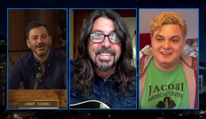 Dave Grohl zagrał „Everlong” dla nowjorskiego pielęgniarza