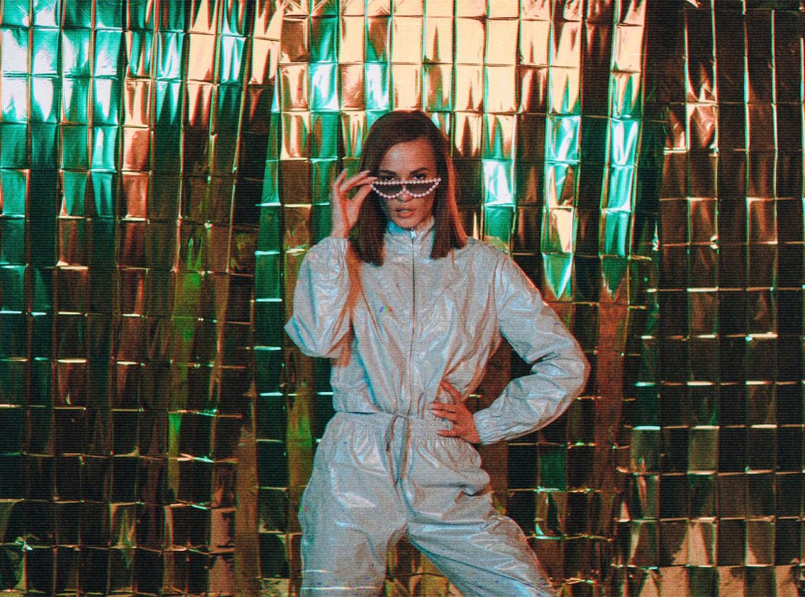 Natalia Szroeder w akustycznej wersji nowego singla