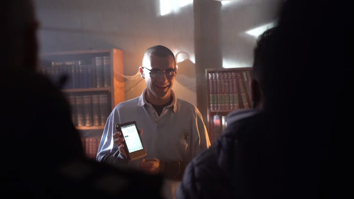 „Creeps” Quebo – zobacz making of filmu nagranego we współpracy z Allegro