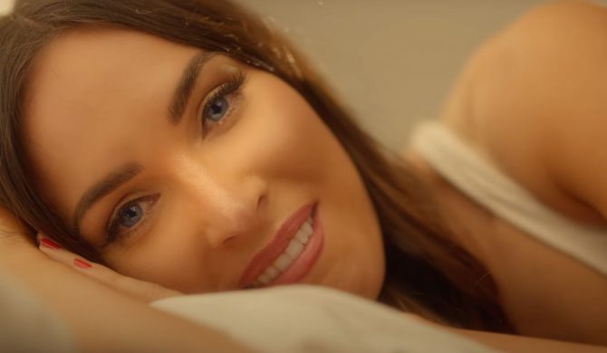 Machine Gun Kelly i Megan Fox w pikantnym klipie