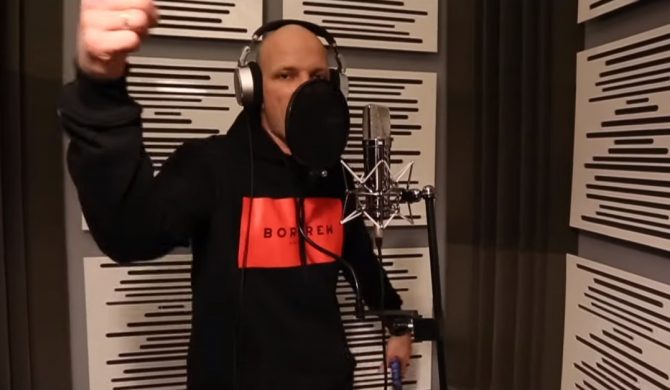 Paluch broni rapu jak Cláudio Taffarel? Posłuchajcie zwrotki nagranej w ramach Hot 16 Challenge 2