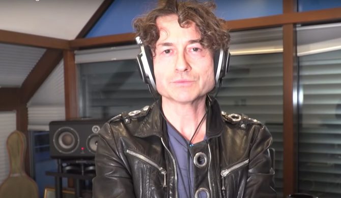 #Hot16Challenge2: Piotr Rubik klaszcze w rapowej wersji