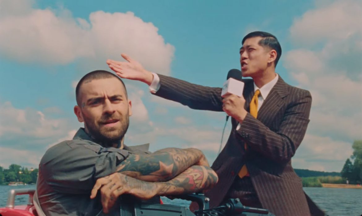 Quebonafide wyjaśnił, dlaczego nawinął o Sebastianie Fabijańskim