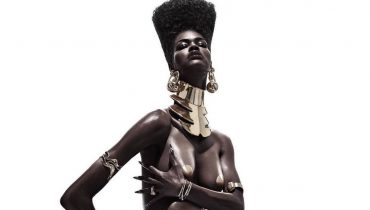 Więcej nie zawsze znaczy lepiej – Andrzej Cała recenzuje nową płytę Teyany Taylor