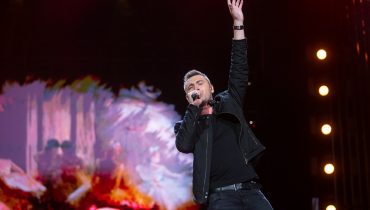 Kamil Bednarek w żałobie. „W wieku 76 lat kupił saksofon, znalazł nauczyciela i chwilę później grał ze mną utwór, który uwielbiał”