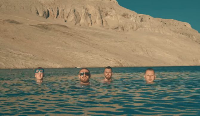 Borixon: „Chciałbyś milion złotych, latać z nim po hotelach, jedno z twoich marzeń to telefon od Queba”