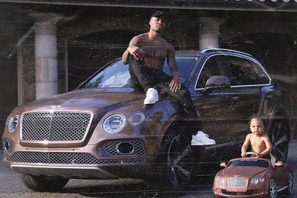 Damian Lillard świętuje awans Portland do play-offów nową epką