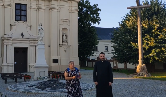 „Shallow” w wersji pielgrzymkowej – to może być hit YouTube’a