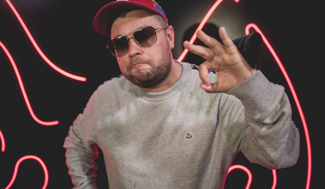 Pezet zszedł ze sceny, Onar na niej został