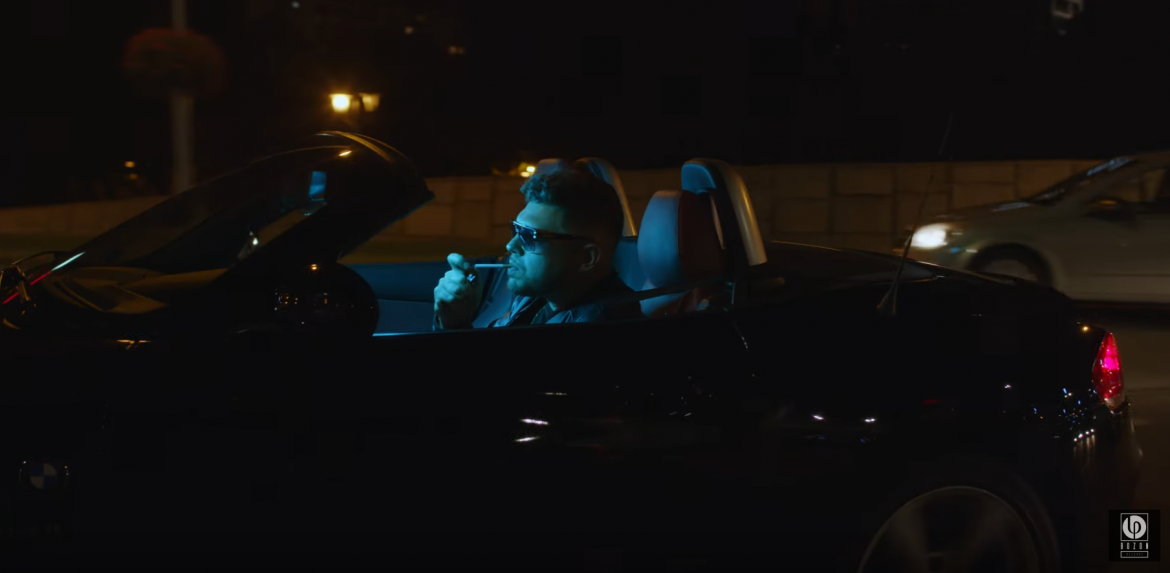 Tau: Czy nadal byłbym złym, wulgarnym chamem, zarażał wszystkich wokół swym plugawym trapem?