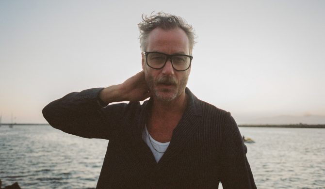 Lider The National odpowiada na numer Dolly Parton