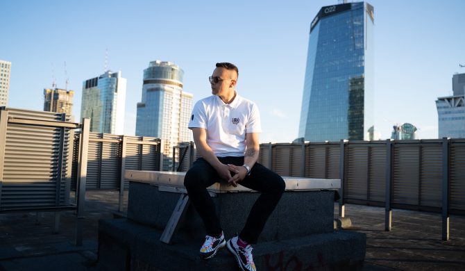 Rufuz z pierwszym singlem w barwach Step Records