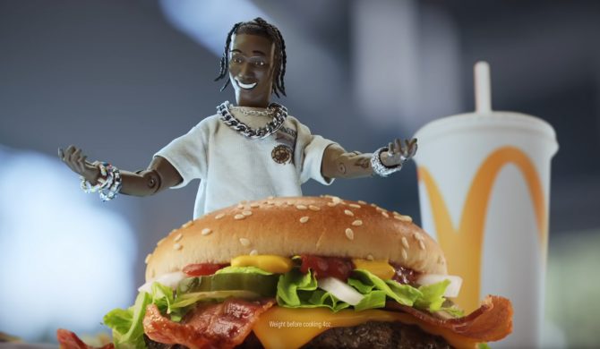 McDonald’s nawiązał współpracę z Travisem Scottem, żeby odwrócić uwagę od pozwów o dyskryminację rasową?