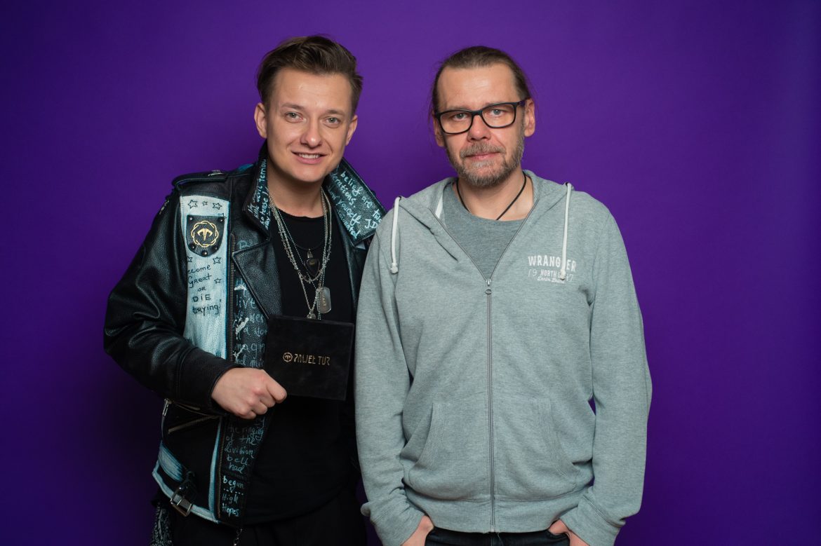 Paweł Tur: „W pewnym momencie doszedłem do 100 koncertów rocznie. Kiedy wracałem do domu, po trzech dniach chciałem znów jechać”
