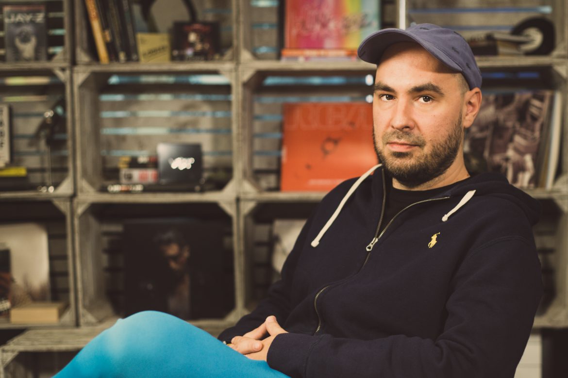 Jakub Żulczyk wskazał 10 swoich ulubionych raperek i raperów