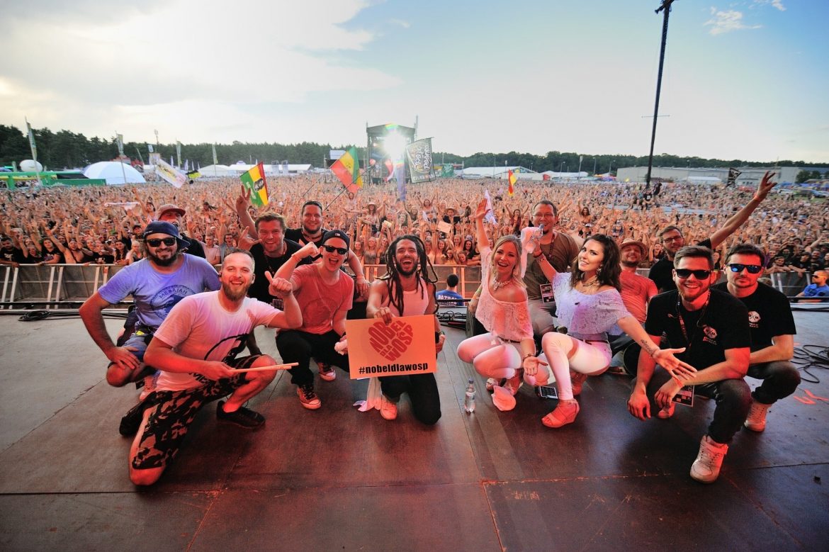 Właściciel agencji obsługującej Cleo, Mroza i Mesajah komentuje hejt ze strony branży